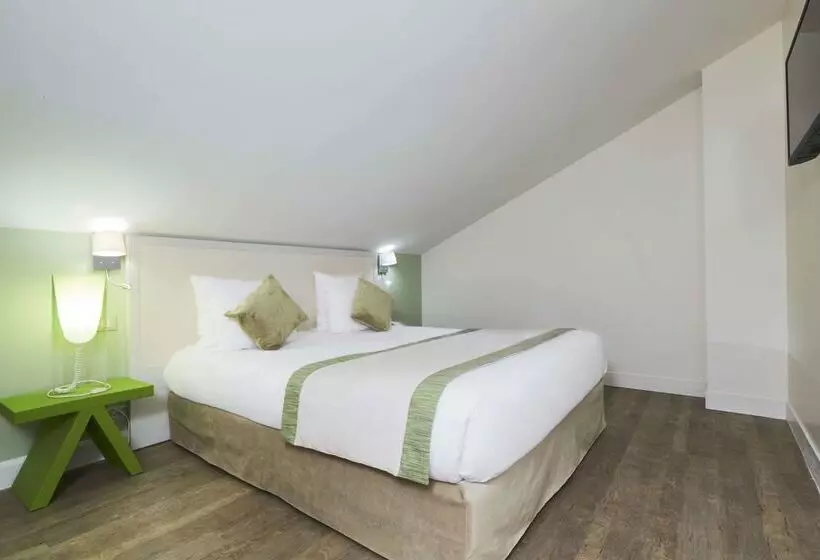 Fotos del hotel Kyriad Paris 18 - Porte De Clignancourt - Montmartre:  8