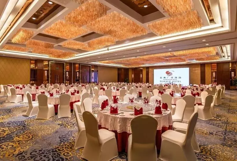 Fotos del hotel Golden Eagle Summit:  16