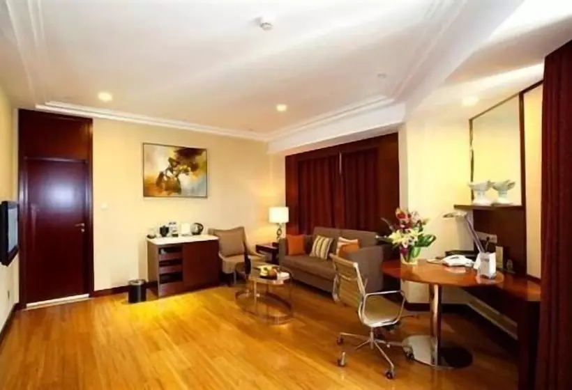 Fotos del hotel Golden Eagle Summit:  25