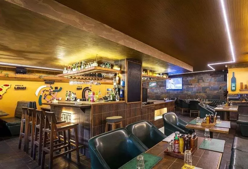 Fotos del hotel Infiniti  And Spa:  13