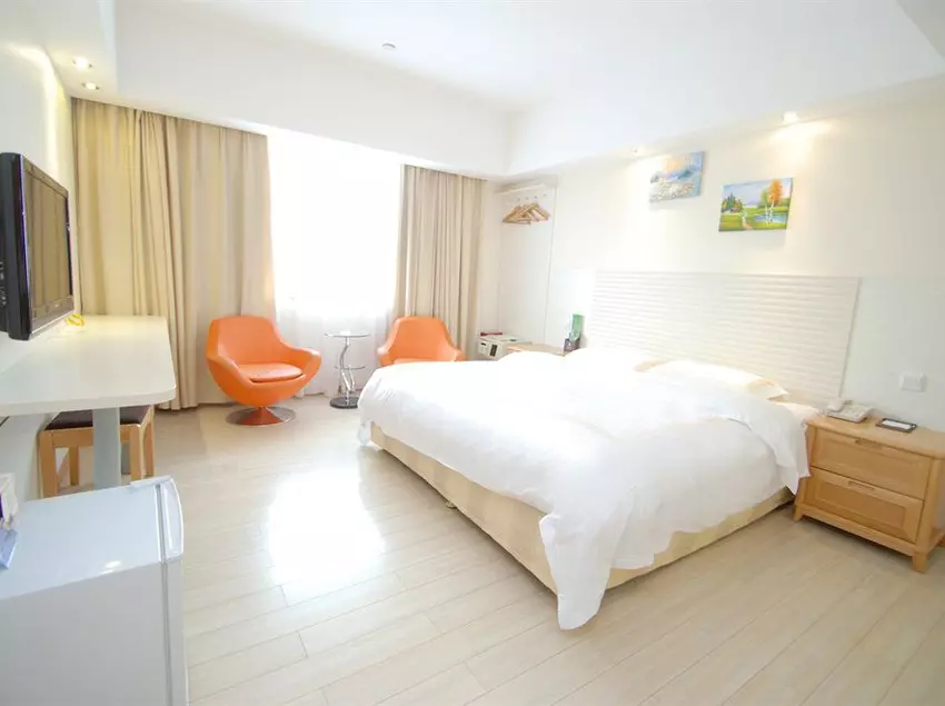 Fotos del hotel Overseas Chinese Friendship:  13