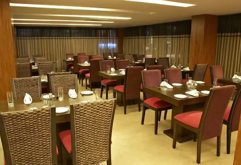 Fotos del hotel Shilton Royale:  5