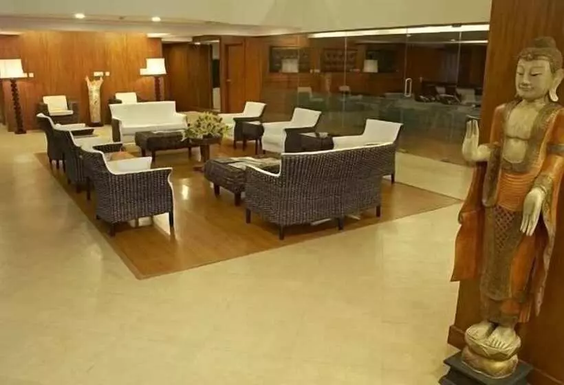 Fotos del hotel Shilton Royale:  9