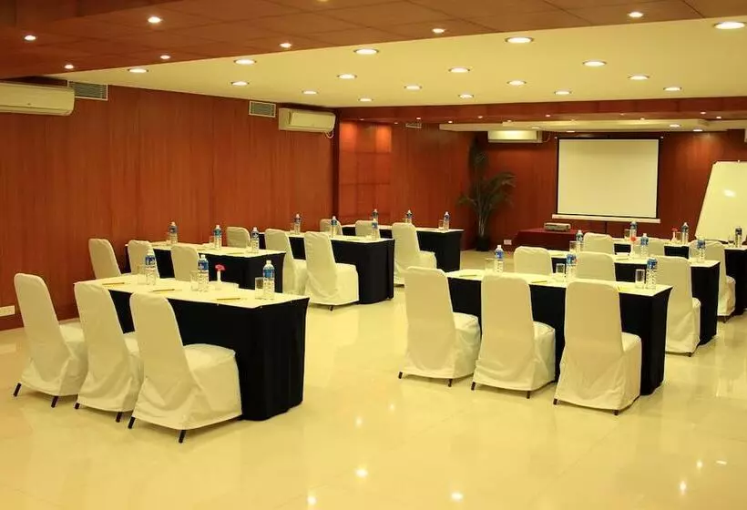 Fotos del hotel Shilton Royale:  14