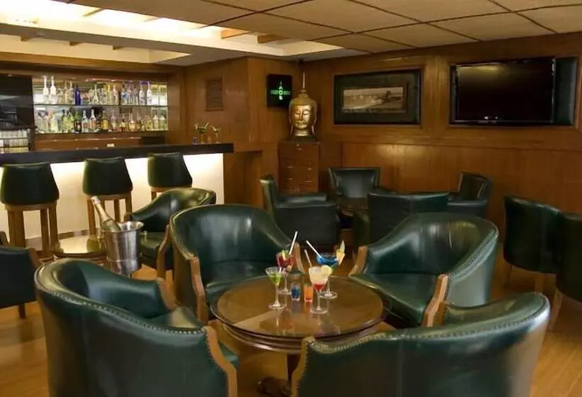 Fotos del hotel Shilton Royale:  19