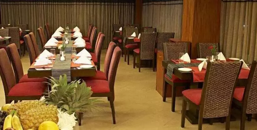 Fotos del hotel Shilton Royale:  18