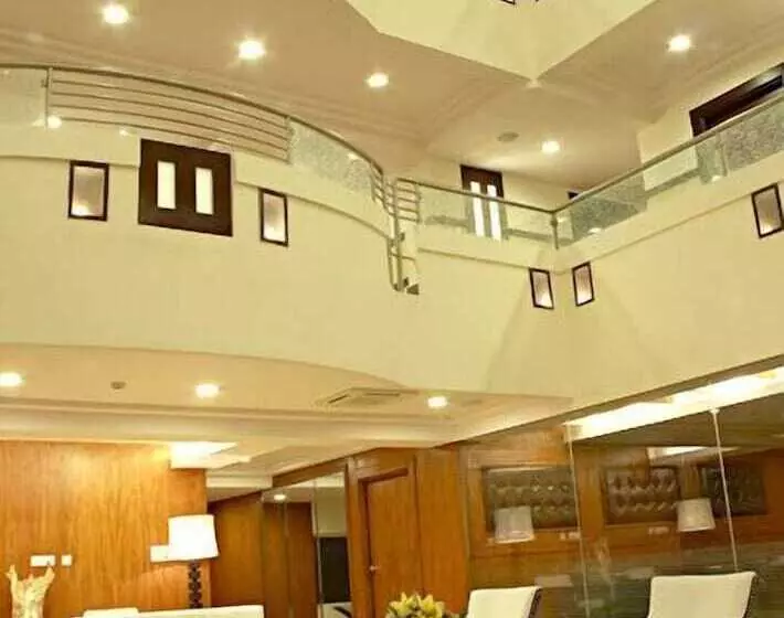 Fotos del hotel Shilton Royale:  17