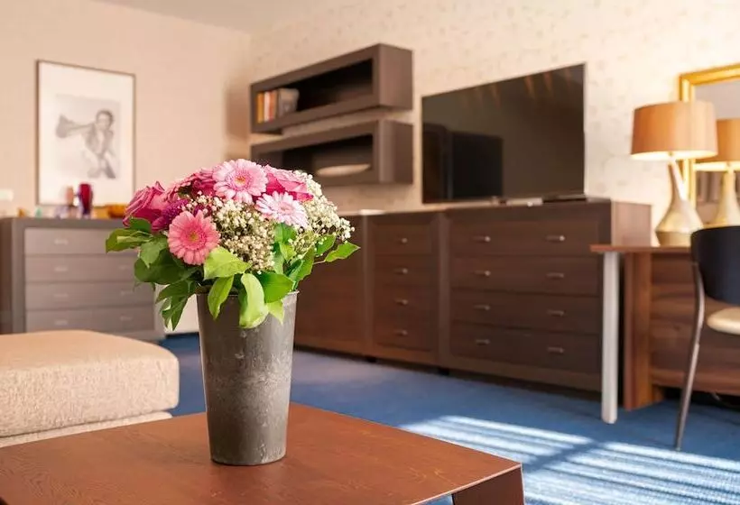 Fotos del hotel Savoy:  24