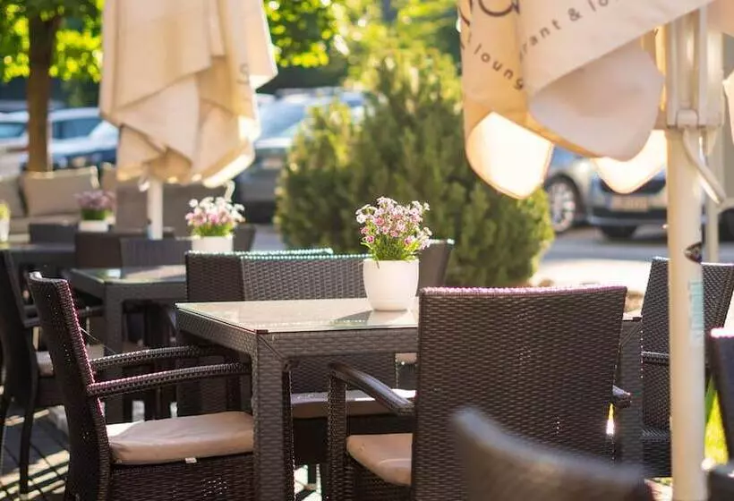 Fotos del hotel Savoy:  12