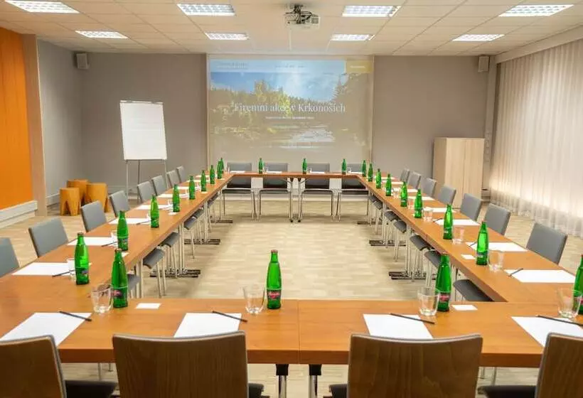 Fotos del hotel Savoy:  11