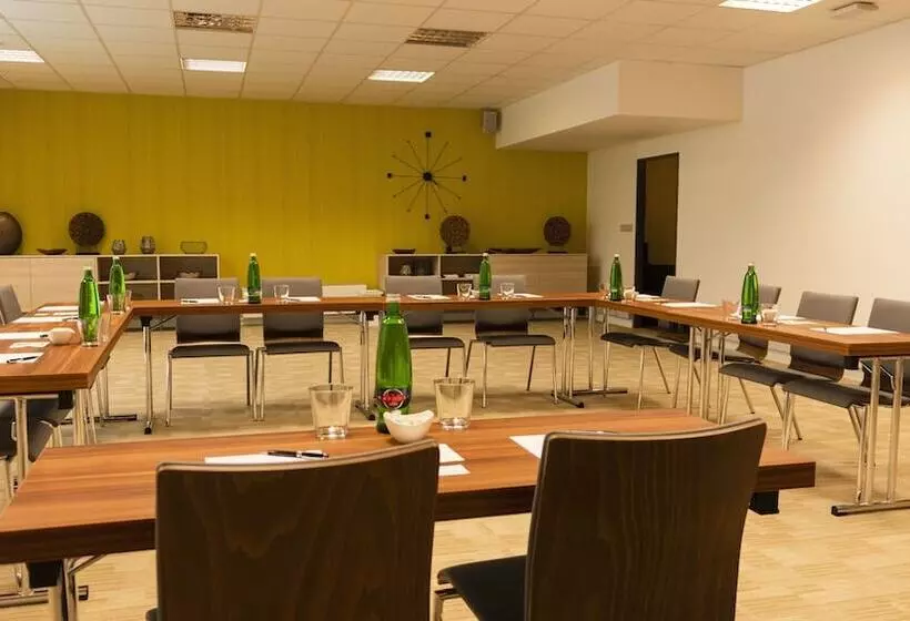 Fotos del hotel Savoy:  16