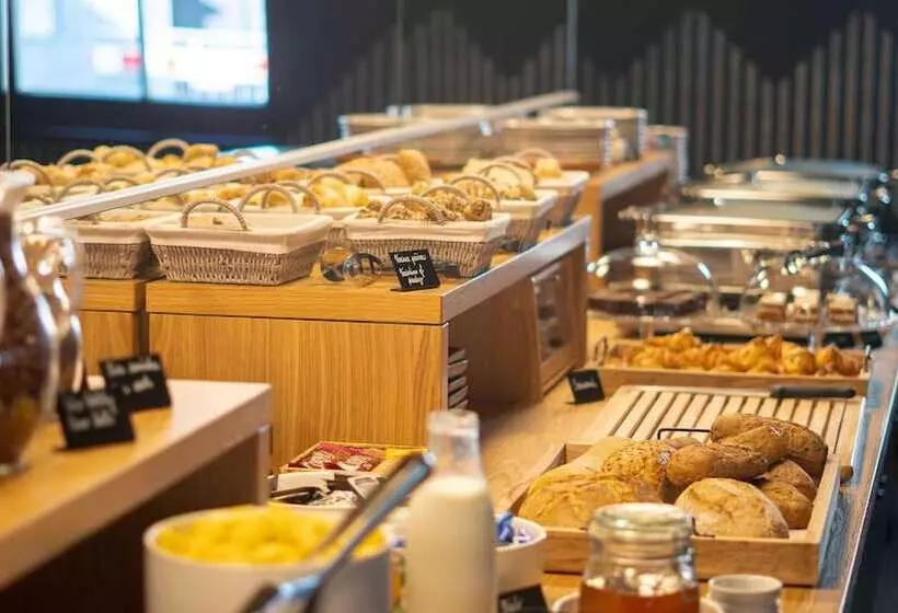 Fotos del hotel Savoy:  10