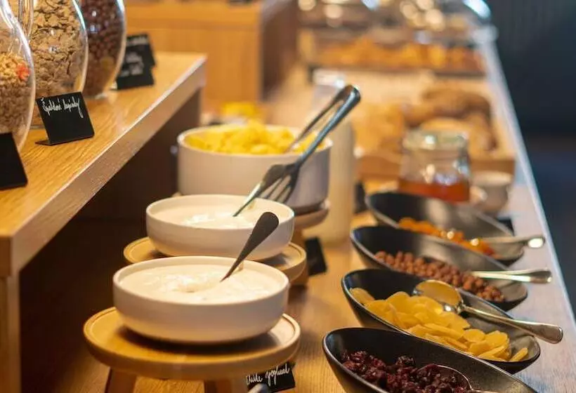 Fotos del hotel Savoy:  19