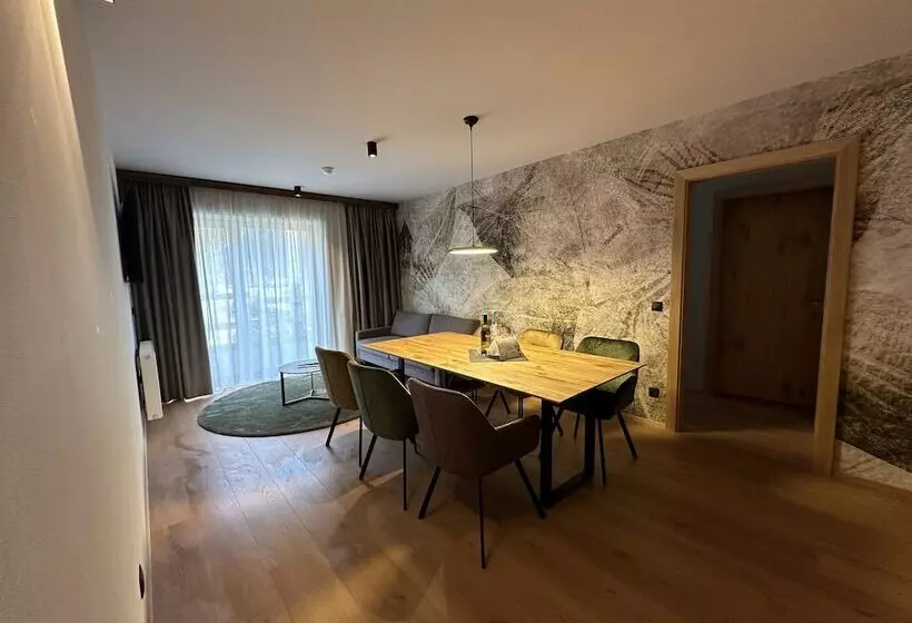 Fotos del hotel Alpin-hotel Schrofenblick:  20