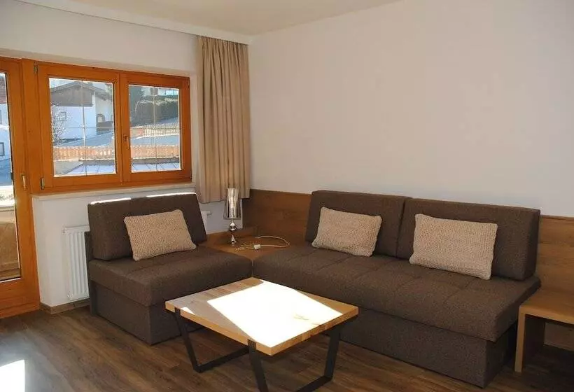 Fotos del hotel Alpin-hotel Schrofenblick:  22