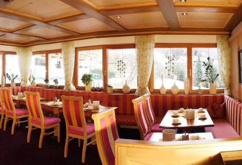 Fotos del hotel Sportalm:  14