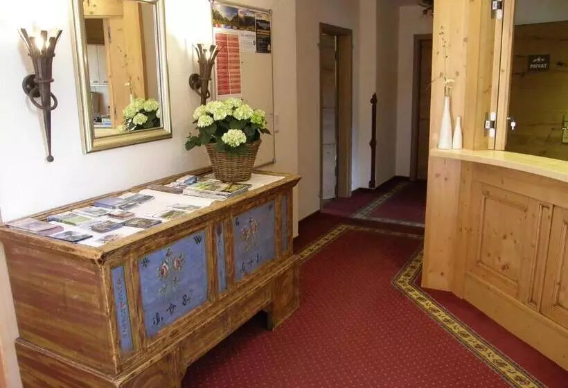 Fotos del hotel Sportalm:  24