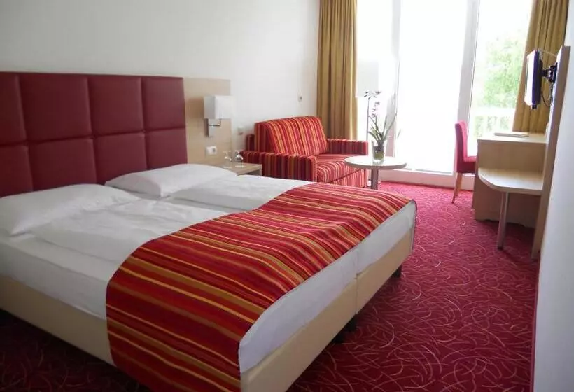 Fotos del hotel Werzer's Seehotel Wallerwirt:  2