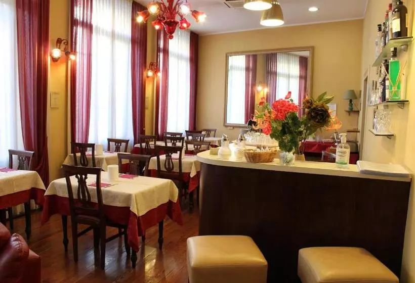 Fotos del hotel Belle Epoque:  5