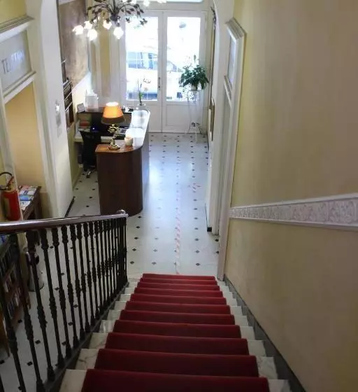 Fotos del hotel Belle Epoque:  3