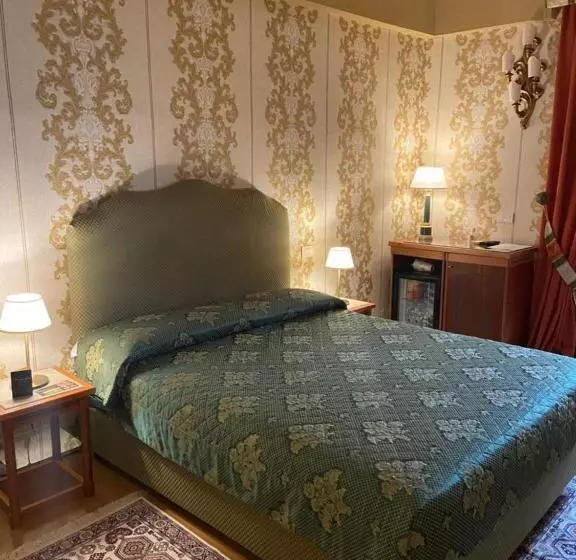 Fotos del hotel Sotto Il Sole Di Roma:  12