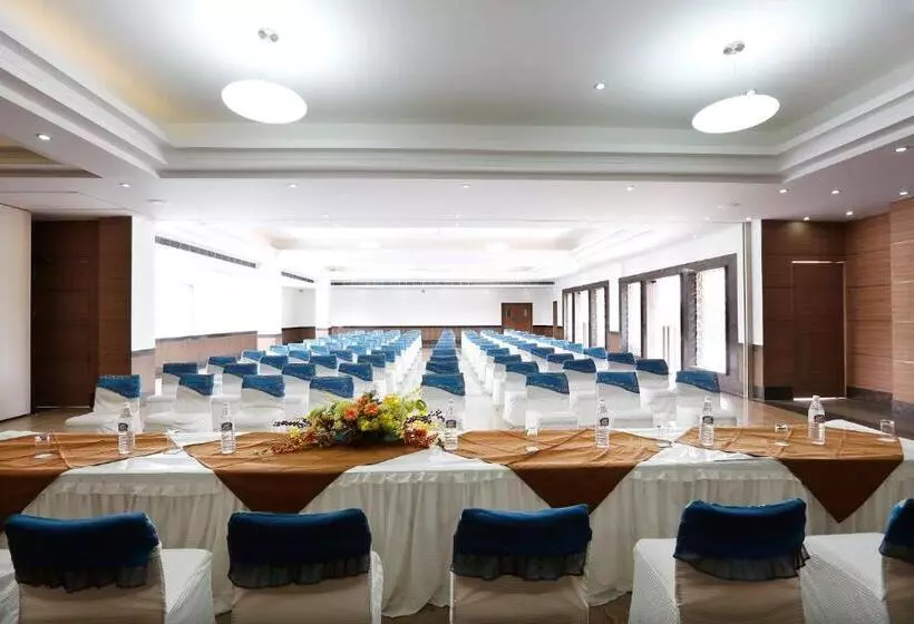 Fotos del hotel Aapno Ghar Resort & Amusement Park:  6