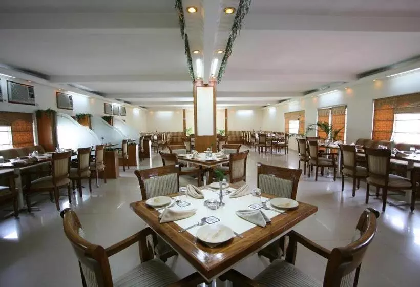 Fotos del hotel Aapno Ghar Resort & Amusement Park:  4