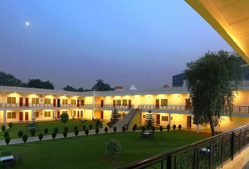 Aapno Ghar Resort & Amusement Park