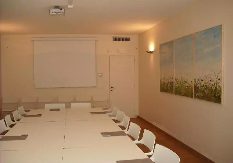 Fotos del hotel Donna Carmela Resort & Lodges:  12