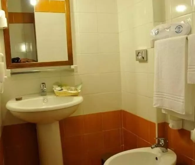 Fotos del hotel Fly:  21