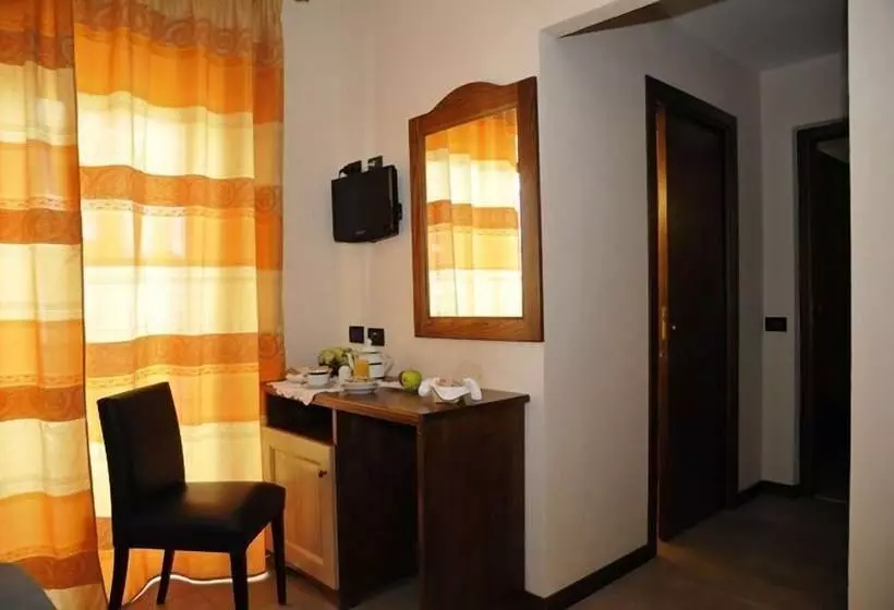 Fotos del hotel Fly:  12