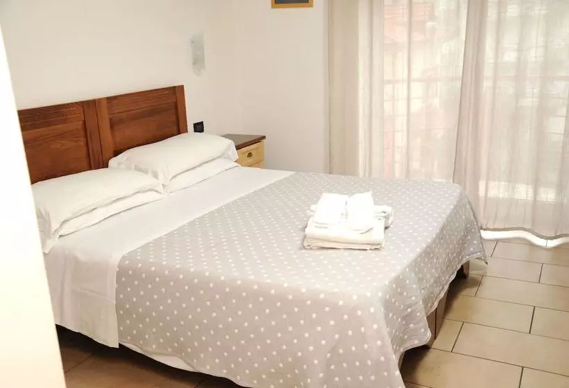 Fotos del hotel Fly:  15