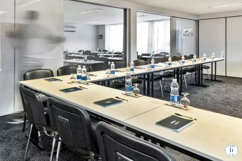 Fotos del hotel L'initial:  18