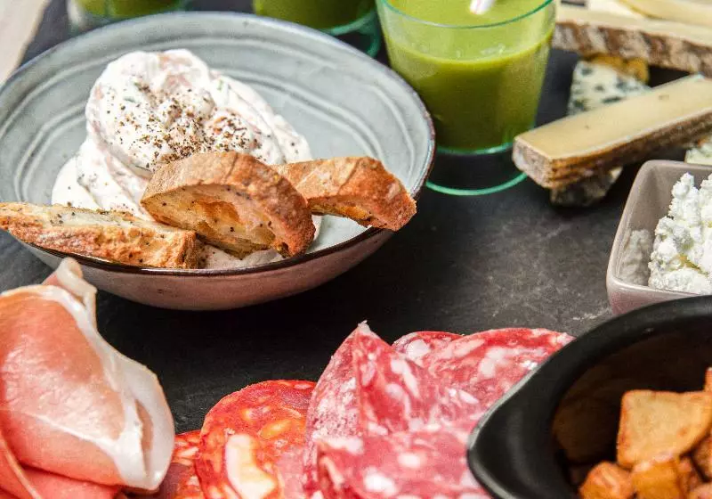 Fotos del hotel L'initial:  14