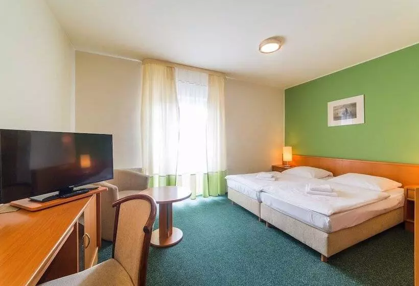 Fotos del hotel Villa Taaakaryba:  22