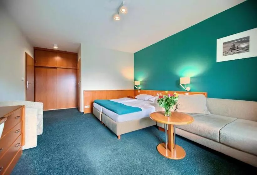 Fotos del hotel Villa Taaakaryba:  5