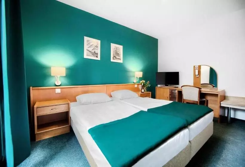 Fotos del hotel Villa Taaakaryba:  7