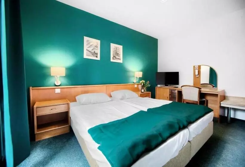 Fotos del hotel Villa Taaakaryba:  11