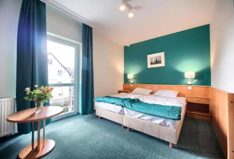 Fotos del hotel Villa Taaakaryba:  12