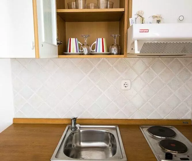 Fotos del hotel Apartments And Rooms Degra:  9