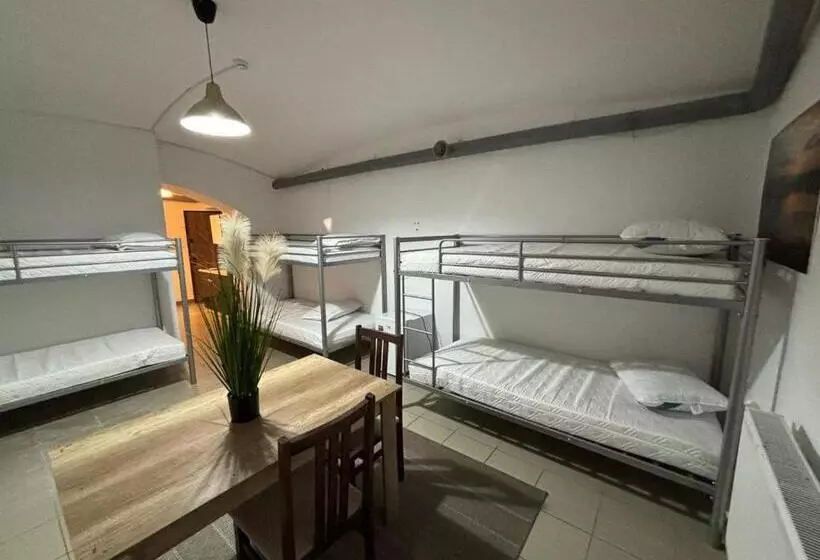 Fotos del hotel X Hostel Bucharest:  21