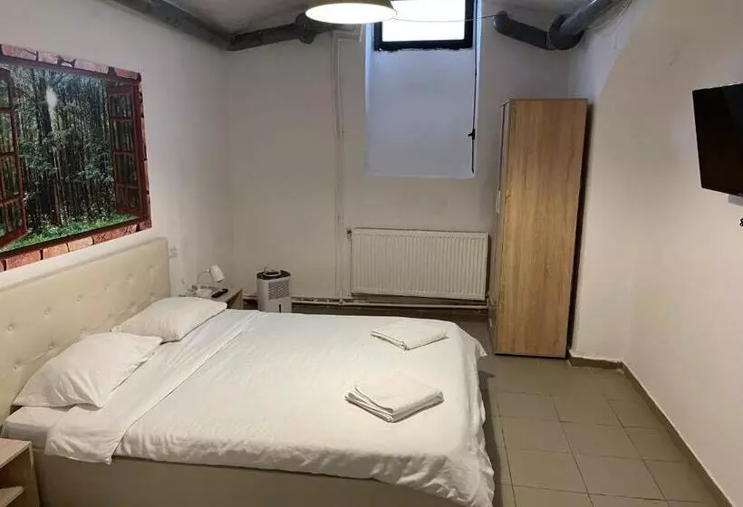 Fotos del hotel X Hostel Bucharest:  15