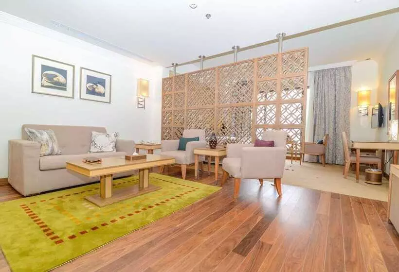 Fotos del hotel Golden Tulip Dammam Corniche:  8