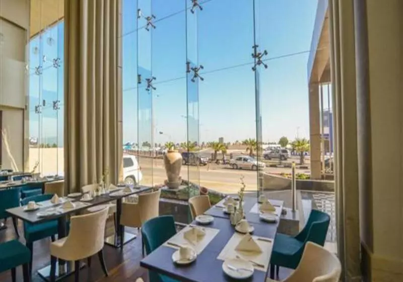 Fotos del hotel Golden Tulip Dammam Corniche:  28