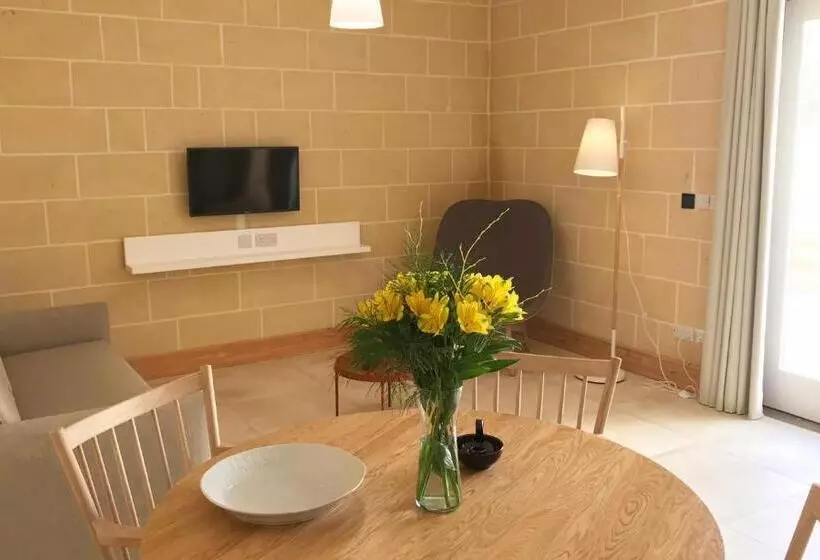 Fotos del hotel Mellieha Holiday Centre:  3