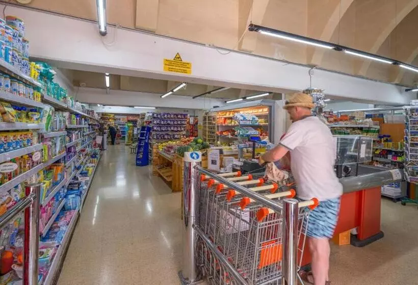 Fotos del hotel Mellieha Holiday Centre:  9