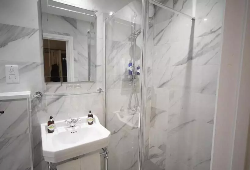 Fotos del hotel Cleeve Hill:  4