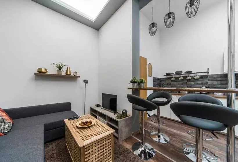 Fotos del hotel 7seasons Central Suites:  12