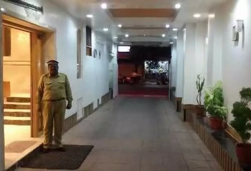 Fotos del hotel Basera:  10