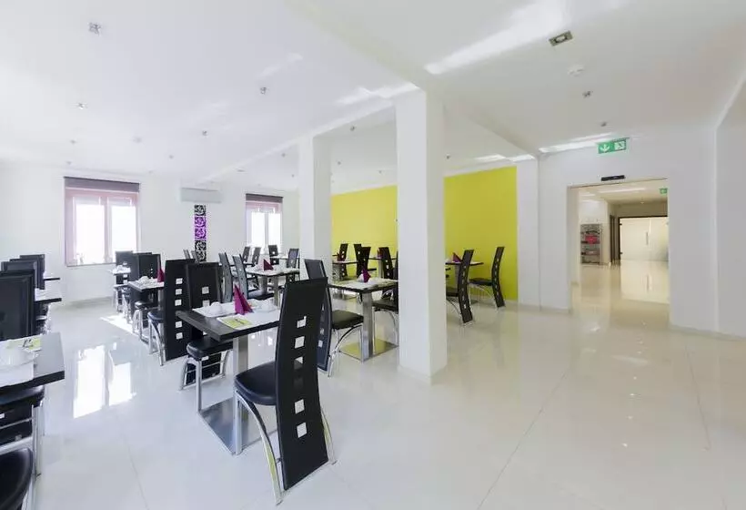 Fotos del hotel Herrmes:  10